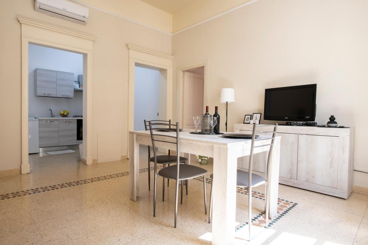 Corner Cavour Apartment Sassari Luaran gambar